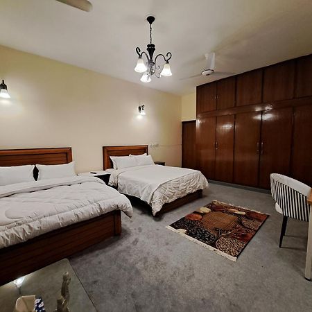 Laca Sa Lodge Opp Canturus Mall Islamabad Bagian luar foto
