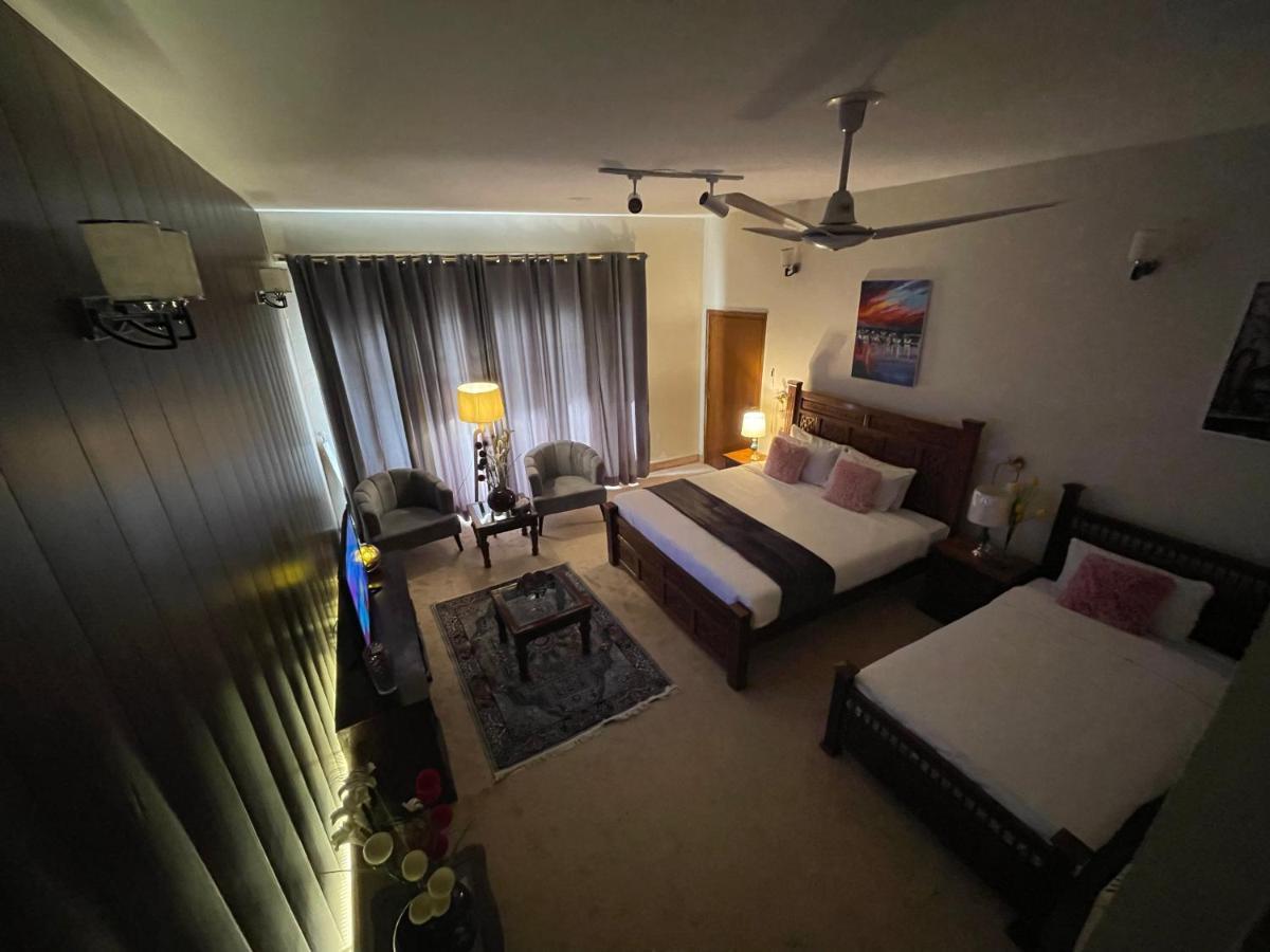 Laca Sa Lodge Opp Canturus Mall Islamabad Bagian luar foto